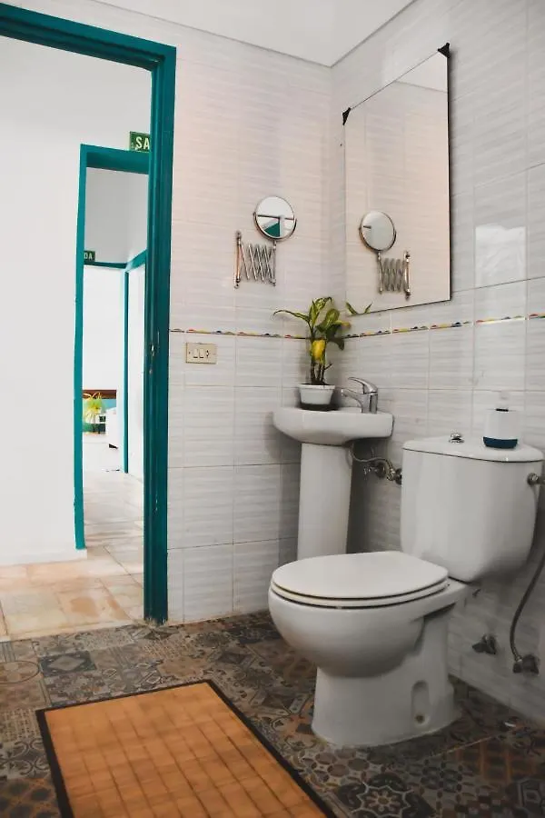 Single Fin Surf Hostel Arona  Espanha