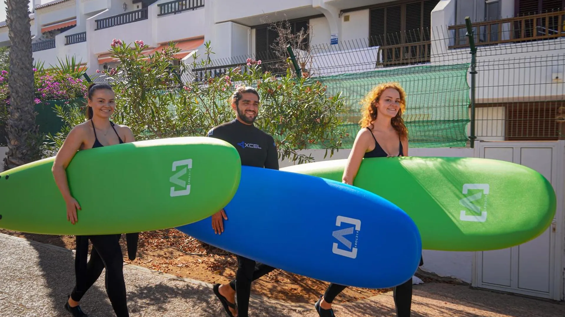Single Fin Surf Hostel Arona  Espanha