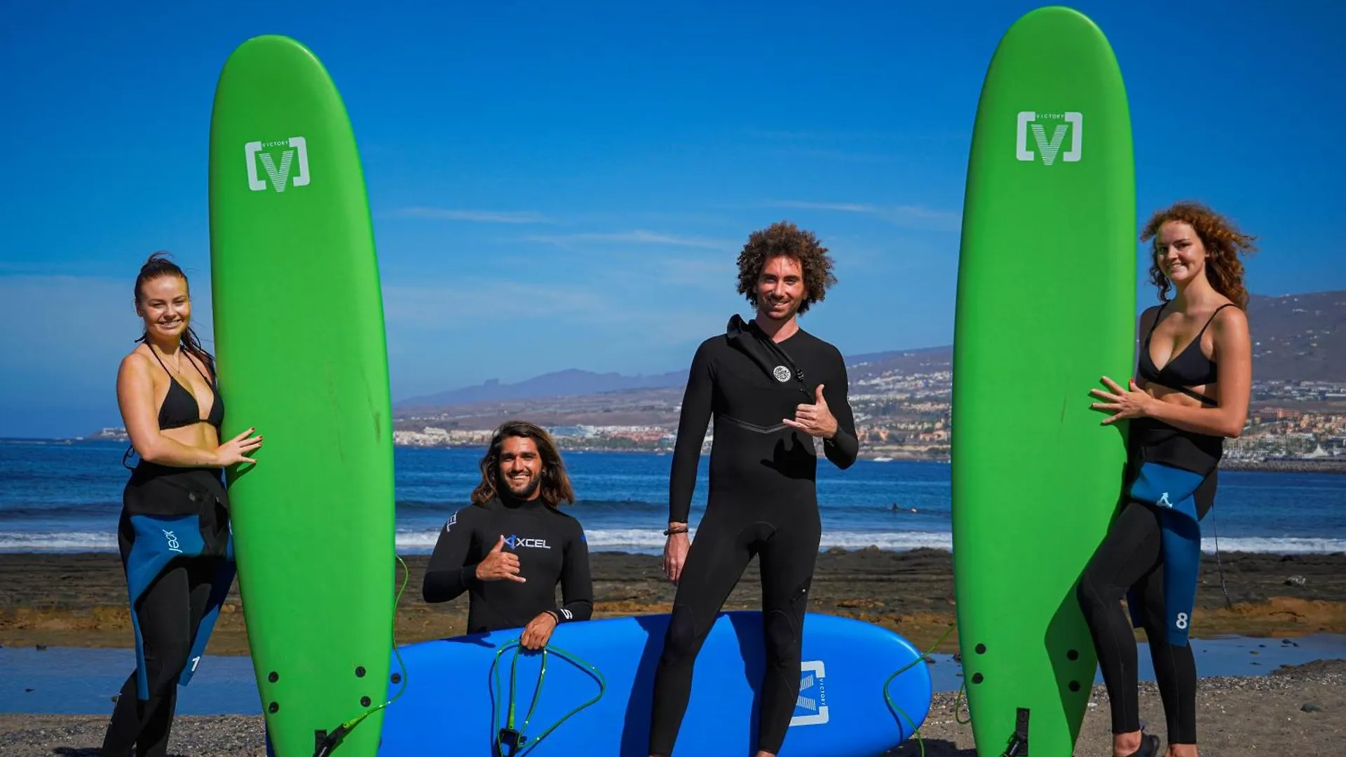 Single Fin Surf Hostel Arona